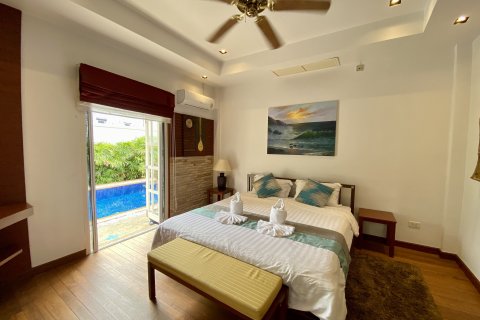 Villa in Kathu, Thailand 3 bedrooms № 145506 - photo 23