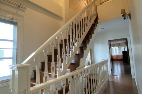 Townhouse in Bangkok, Thailand 4 bedrooms № 178960 - photo 15