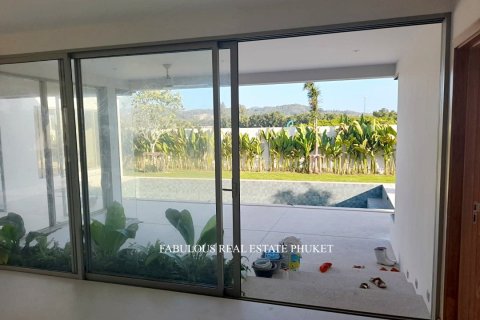 Villa in Bang Tao, Thailand 3 bedrooms № 179634 - photo 22