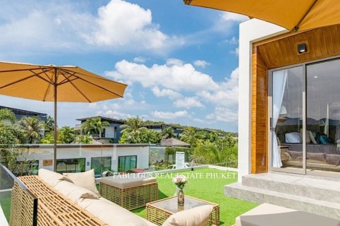 Villa in Bang Tao, Thailand 3 bedrooms № 179632