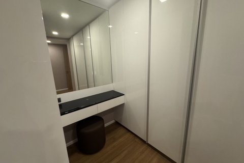 Condo in Chiang Mai, Thailand, 2 bedrooms  № 153361 - photo 17