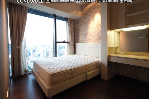 คอนโดมิเนียมในสาทร, กรุงเทพฯ, ประเทศไทย, 3 ห้องนอน № 200825 - รูปถ่าย 3