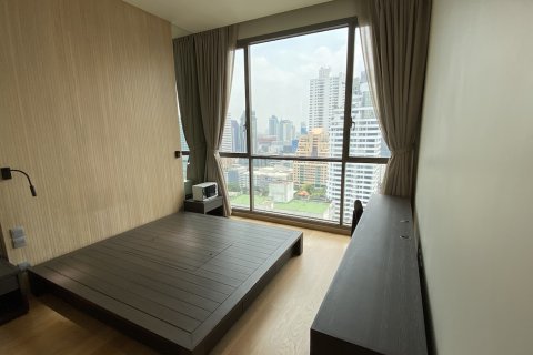 Condo à Watthana, Bangkok, Thaïlande, 2 chambres № 200820 - photo 24