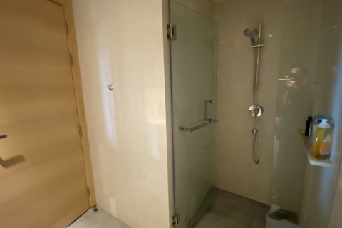 Condo à Watthana, Bangkok, Thaïlande, 2 chambres № 200820 - photo 21