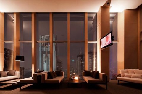 Condo in Bang Rak, Bangkok, Thailand, 2 bedrooms  № 136875 - photo 28