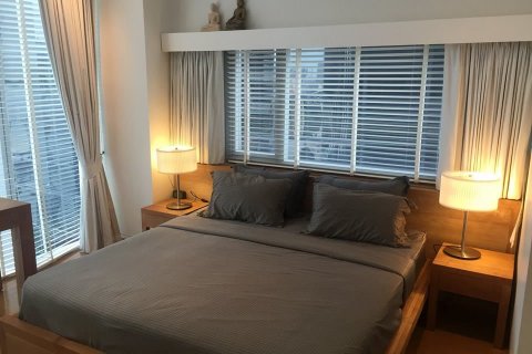 Condo in Bang Rak, Bangkok, Thailand, 2 bedrooms  № 136875 - photo 12