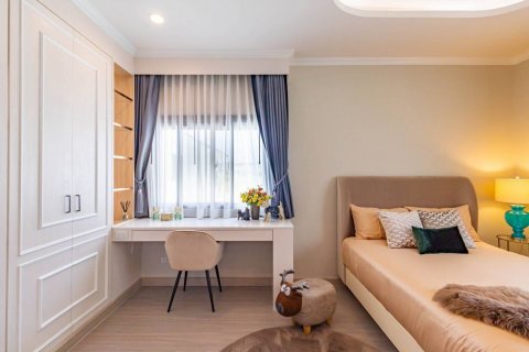 Villa in Phuket, Thailand 4 bedrooms № 136870 - photo 27