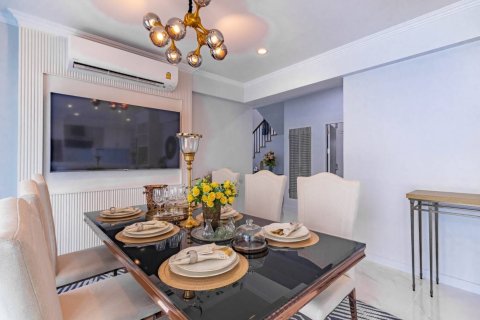 Villa in Phuket, Thailand 4 bedrooms № 136870 - photo 30