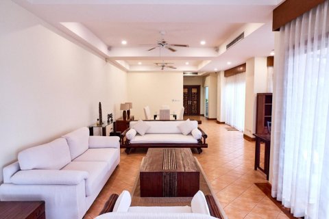 Maison à Bang Tao, Thaïlande 4 chambres № 178863 - photo 8