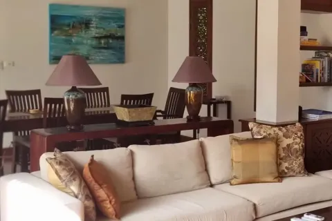 House in Bang Tao, Thailand 4 bedrooms № 178864 - photo 6