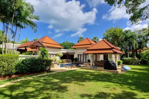 House in Bang Tao, Thailand 4 bedrooms № 178864 - photo 5