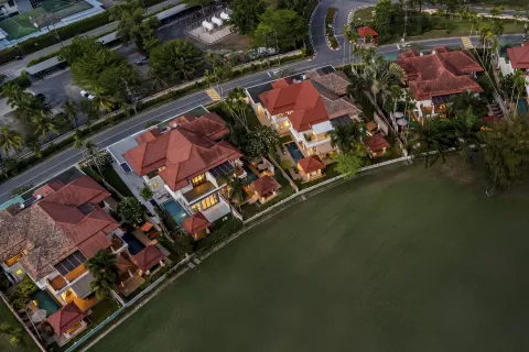 Villa in Phuket, Thailand 3 bedrooms № 178862 - photo 3