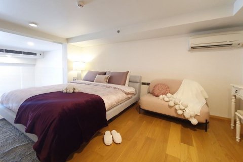 Кондоминиум с 1 спальней в Бангкоке, Таиланд № 143412 - фото 4