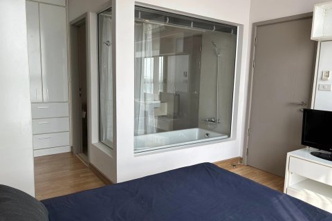 Condo in Phra Khanong, Bangkok, Thailand, 1 bedroom  № 143415 - photo 12