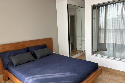 Condo in Phra Khanong, Bangkok, Thailand, 1 bedroom  № 143415 - photo 10