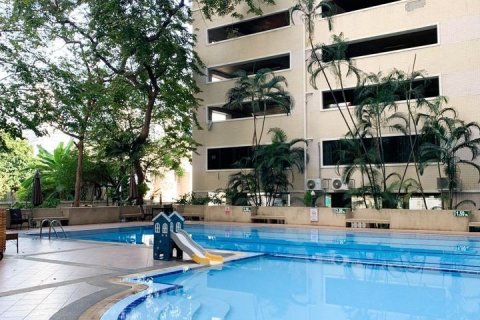 Кондоминиум с 2 спальнями в Бангкоке, Таиланд № 143414 - фото 10