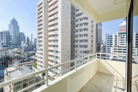 Кондоминиум с 2 спальнями в Бангкоке, Таиланд № 143414 - фото 8