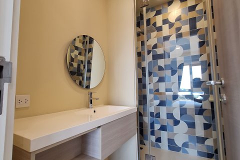 Condo à Hua Hin, Thaïlande, 2 chambres  № 151198 - photo 18