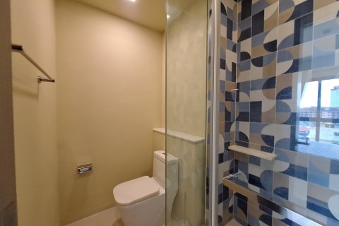 Condo à Hua Hin, Thaïlande, 2 chambres  № 151198 - photo 7