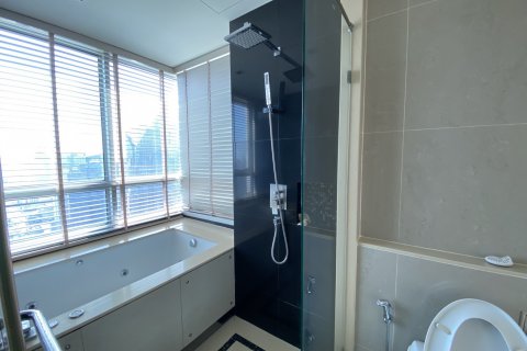 Кондоминиум с 2 спальнями в Бангкоке, Таиланд № 142942 - фото 8