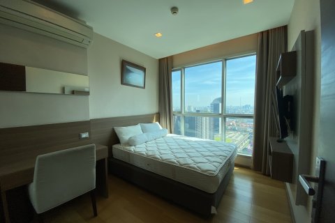 Кондоминиум с 2 спальнями в Бангкоке, Таиланд № 142942 - фото 5