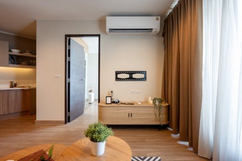 Кондоминиум с 3 спальнями в Сатхоне, Бангкок, Таиланд № 142945 - фото 2