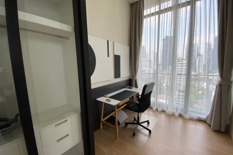 Кондоминиум с 2 спальнями в Ваттхане, Бангкок, Таиланд № 147142 - фото 11