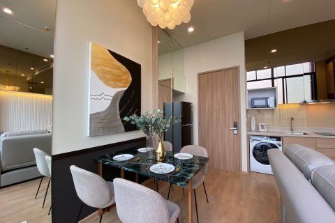 Кондоминиум с 2 спальнями в Ваттхане, Бангкок, Таиланд № 147142 - фото 3