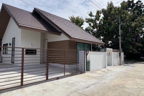 Дом в Паттайе, Таиланд с 2 спальнями  № 134732 - фото 1