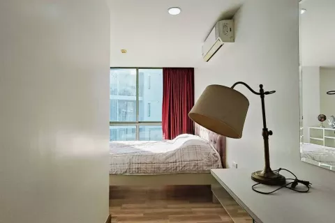 Condo in Watthana, Bangkok, Thailand, 3 bedrooms № 139263 - photo 11