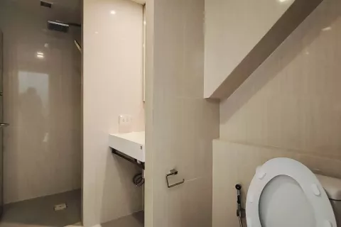 Condo in Watthana, Bangkok, Thailand, 3 bedrooms № 139263 - photo 13