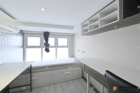Condo in Bangkok, Thailand, 4 bedrooms  № 185289