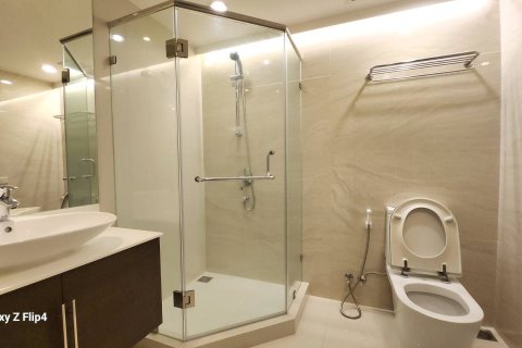 Кондоминиум с 2 спальнями в Банг Раке, Бангкок, Таиланд № 148219 - фото 5