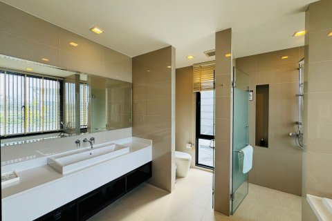 Villa in Phuket, Thailand 5 bedrooms № 136501 - photo 17
