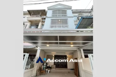 Townhouse à Phra Khanong, Bangkok, Thaïlande 3 chambres № 219315