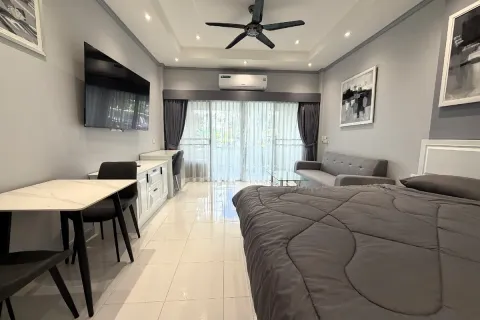 Studio dans le Condo sur Jomtien Beach, Pattaya, Thaïlande № 210566 - photo 2