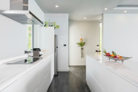 Villa in Ko Samui, Thailand 8 bedrooms № 139125 - photo 8