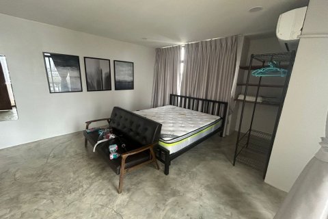 Condo in Watthana, Bangkok, Thailand, 2 bedrooms № 139183 - photo 3