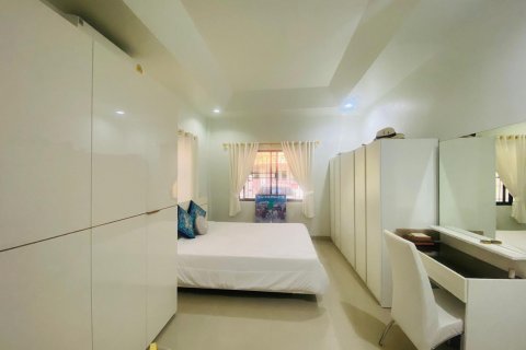 Дом в Паттайе, Таиланд с 3 комнатами № 155558 - фото 26