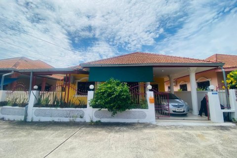 Дом в Паттайе, Таиланд с 3 комнатами № 155558 - фото 1