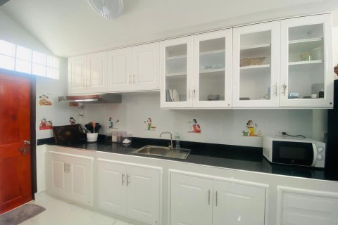 Дом в Паттайе, Таиланд с 3 комнатами № 155558 - фото 17