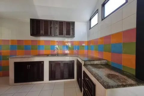 Дом в Паттайе, Таиланд с 3 комнатами № 155557 - фото 11