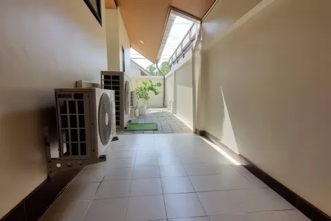 Дом в Паттайе, Таиланд с 3 комнатами № 155557 - фото 4