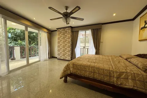 Appartement à Pattaya, Thaïlande 2 chambres № 155554 - photo 14