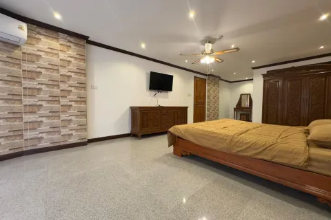 Appartement à Pattaya, Thaïlande 2 chambres № 155554 - photo 15