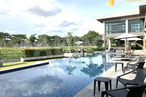 Casa de 3 dormitorios en Pattaya, Tailandia № 211077 - foto 6