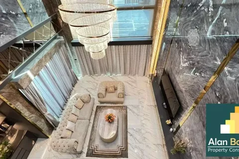 Casa de 5 dormitorios en Pattaya, Tailandia № 211075 - foto 27