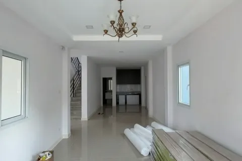 Casa de 3 dormitorios en Pattaya, Tailandia № 211072 - foto 30