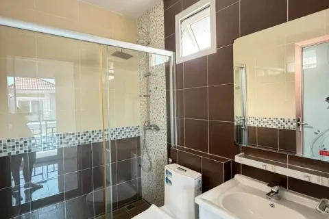 Casa de 3 dormitorios en Pattaya, Tailandia № 211072 - foto 6