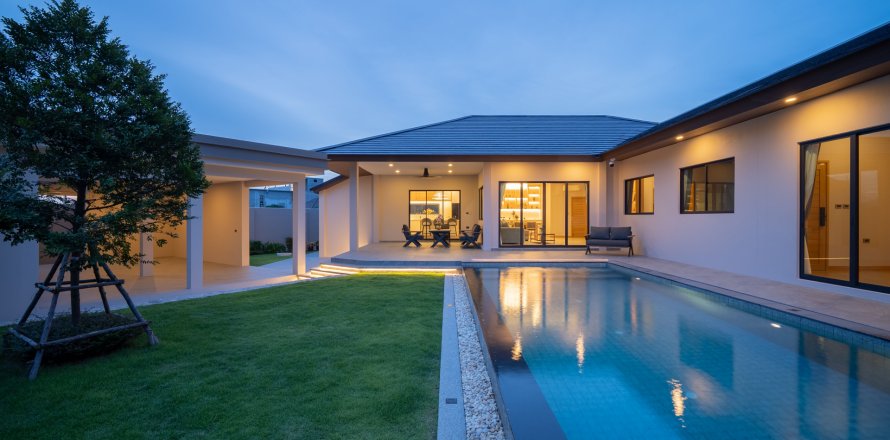 Вилла в Паттайе, Таиланд с 5 спальнями  № 137069